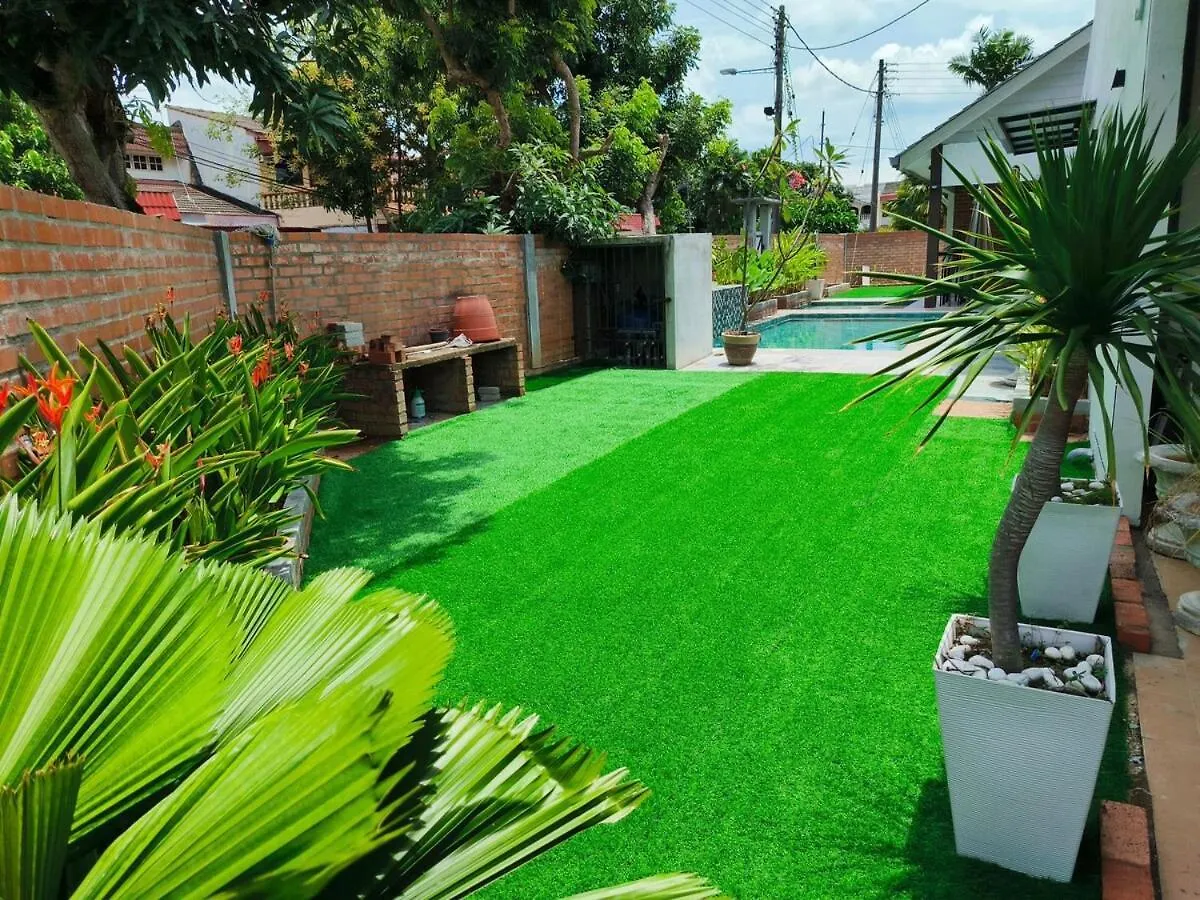 Дом отдыха Aluna Villa Melaka